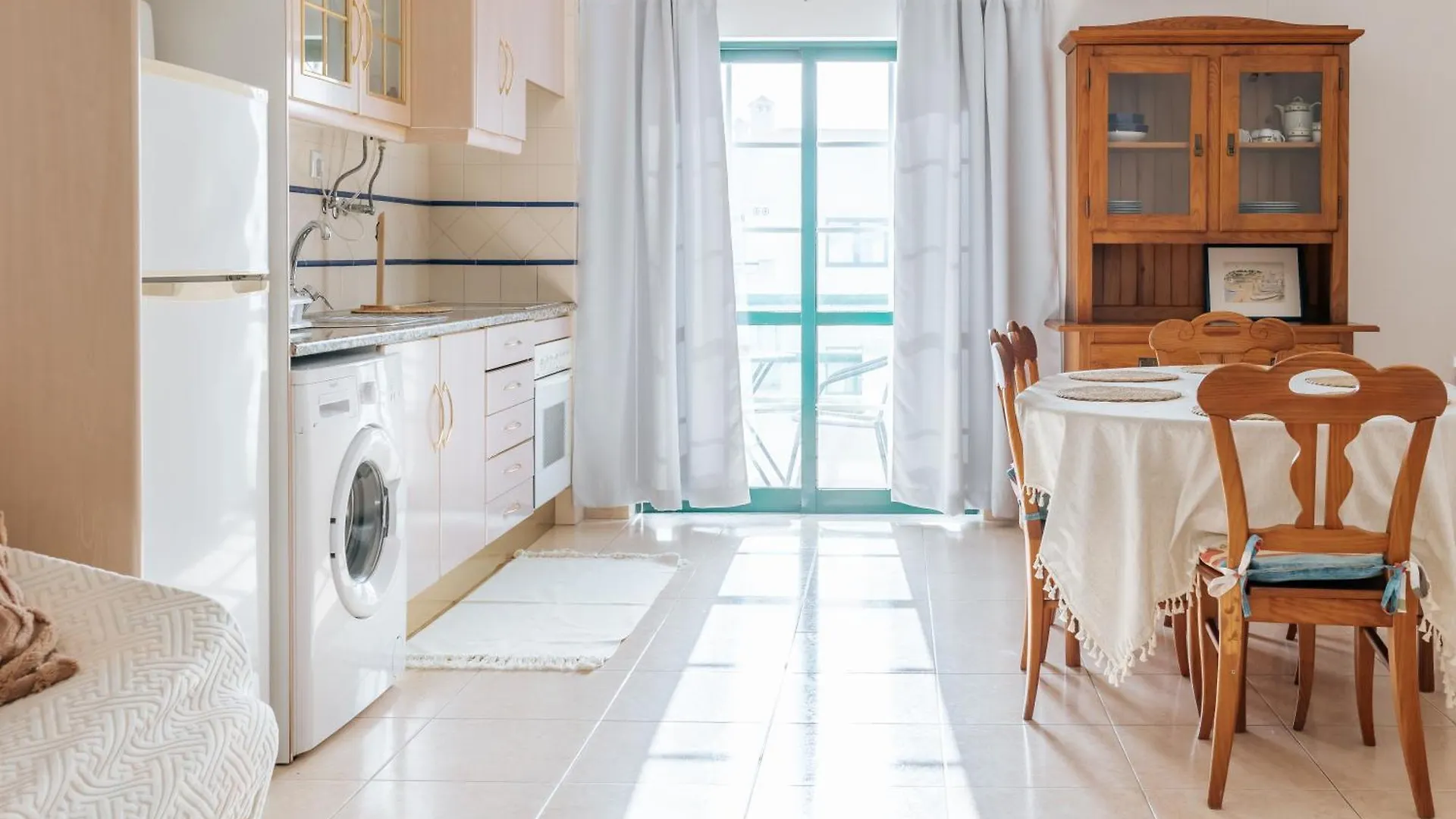 Mafalda'S Alvor Apartment By Mycelia